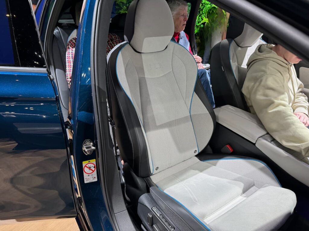2025 VW ID.7 front seat