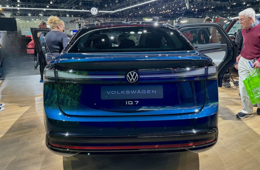 2025 VW ID.7 rear