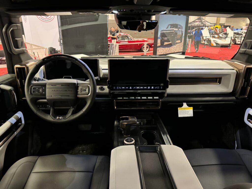 2024 GMC Hummer EV 2X SUV interior