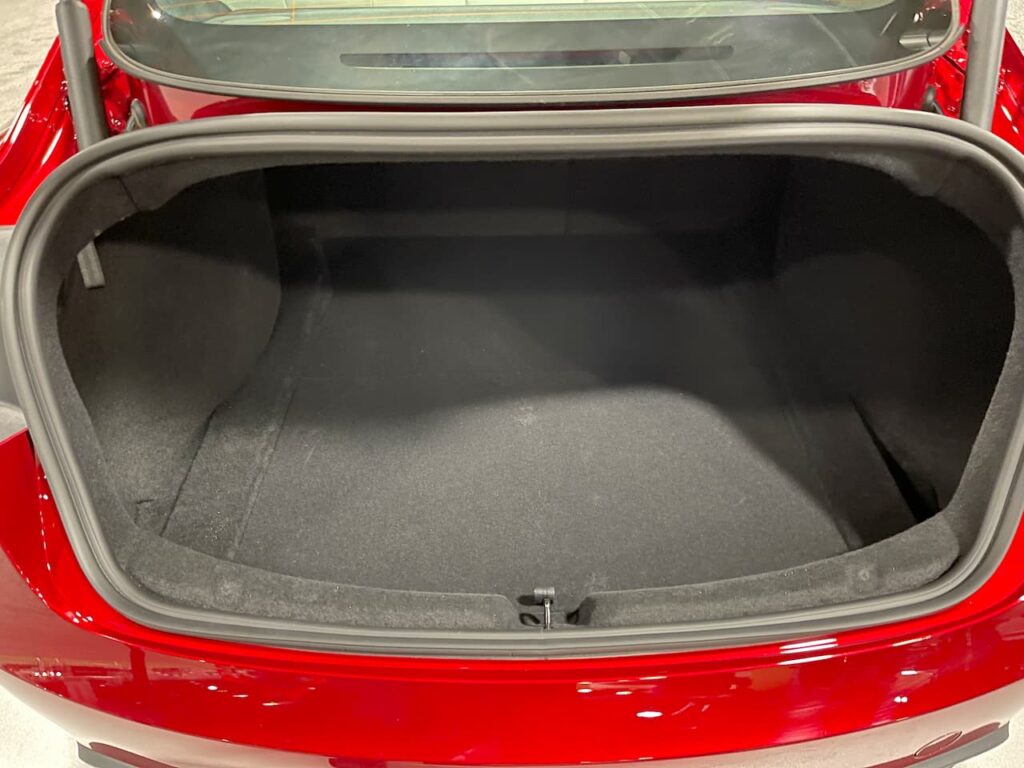 2024 Tesla Model 3 trunk live image
