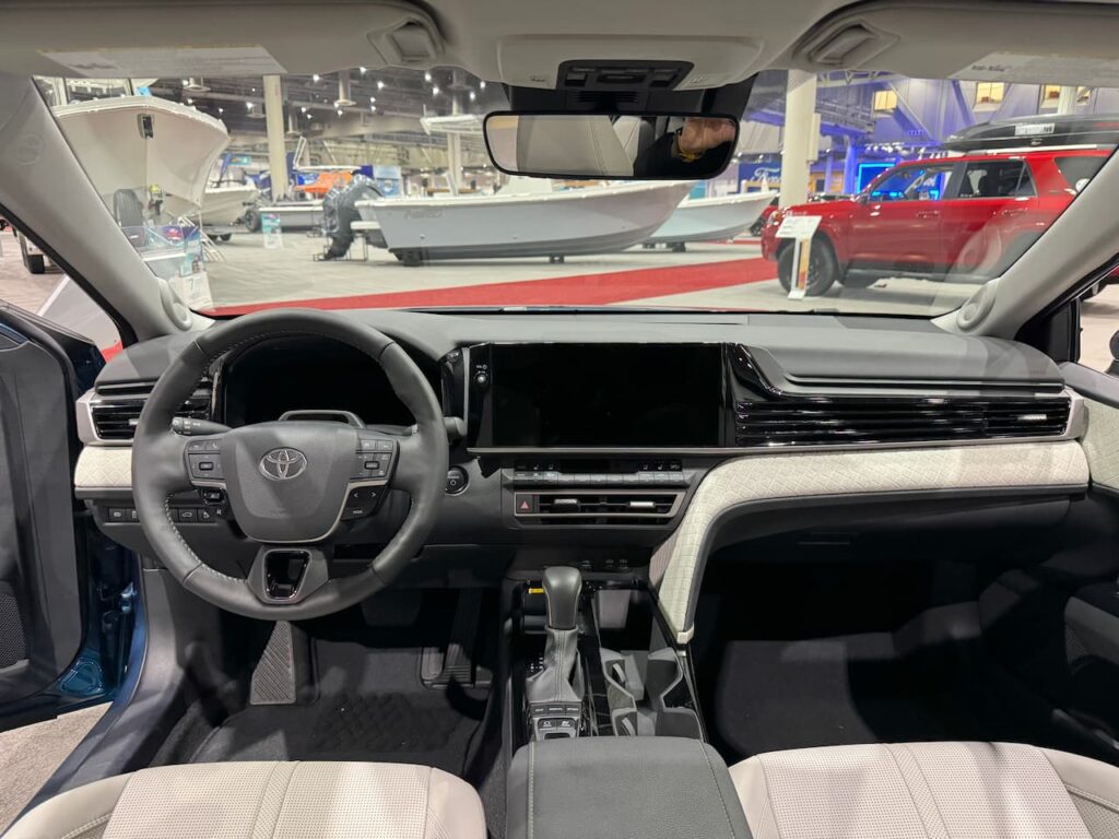 2025 Toyota Camry interior live image