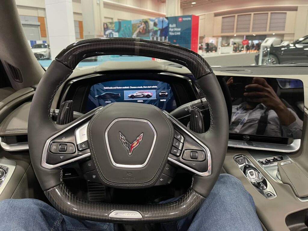 Chevrolet Corvette E-Ray steering wheel