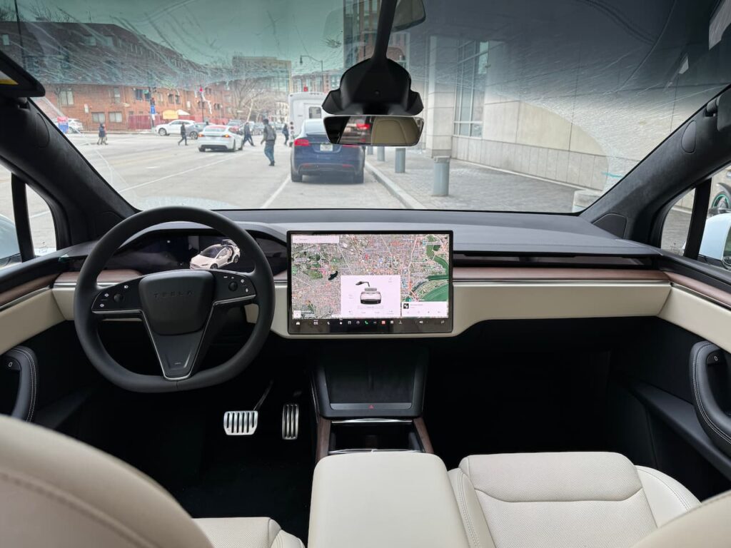 Tesla Model X interior live image