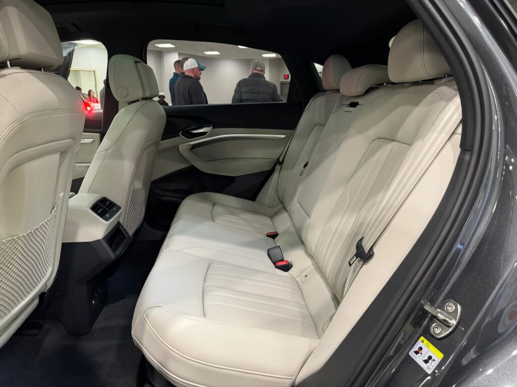 2024 Audi Q8 Sportback e-tron rear seat live image