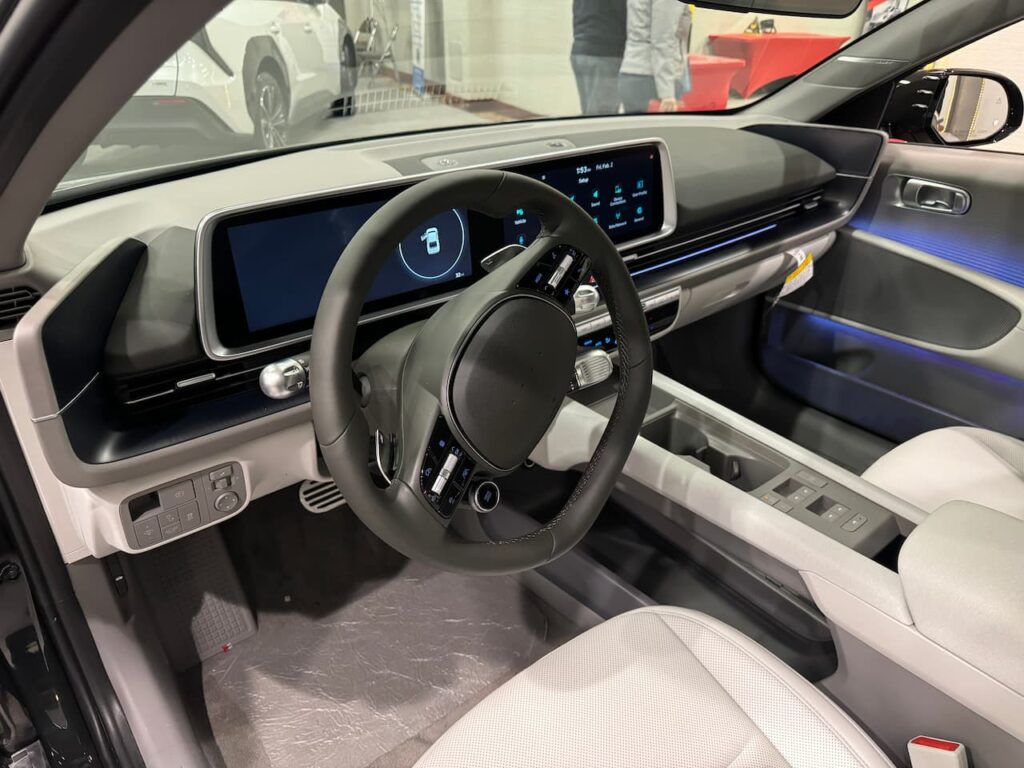 2024 Hyundai Ioniq 6 interior dashboard live image