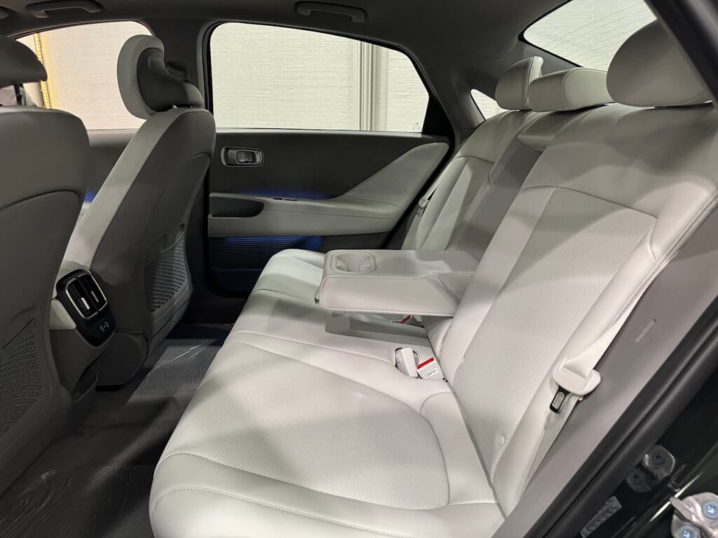 2024 Hyundai Ioniq 6 rear seat live image