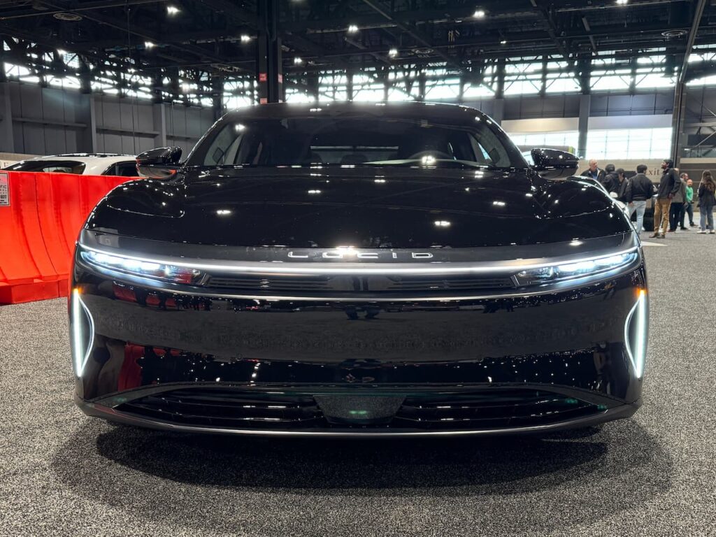 2024 Lucid Air Touring Infinite Black Metallic Stealth package front