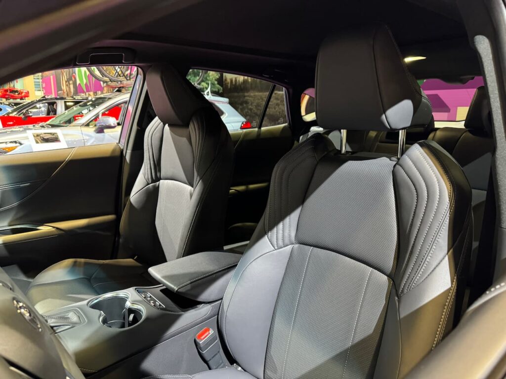 2024 Toyota Venza front seats