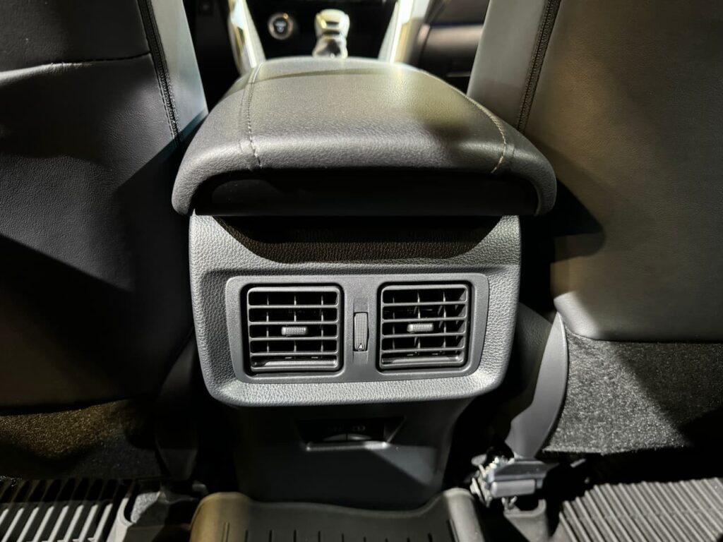 2024 Toyota Venza rear AC vents