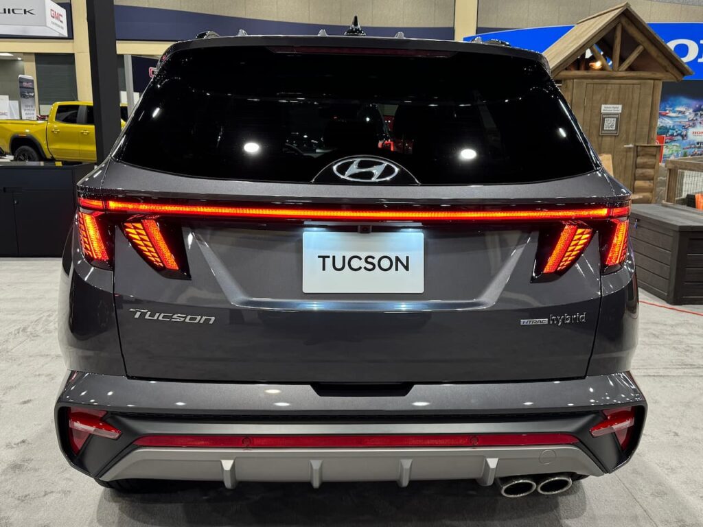 2024 Tucson Hybrid N Line rear