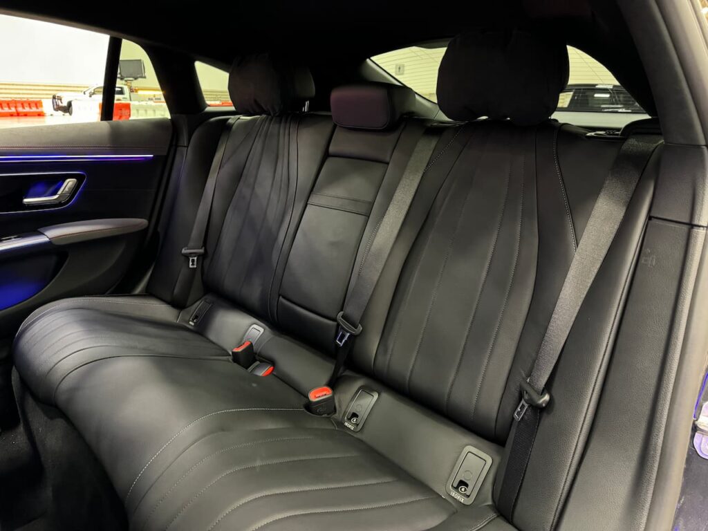 Mercedes EQS 580 4MATIC rear seat backrest